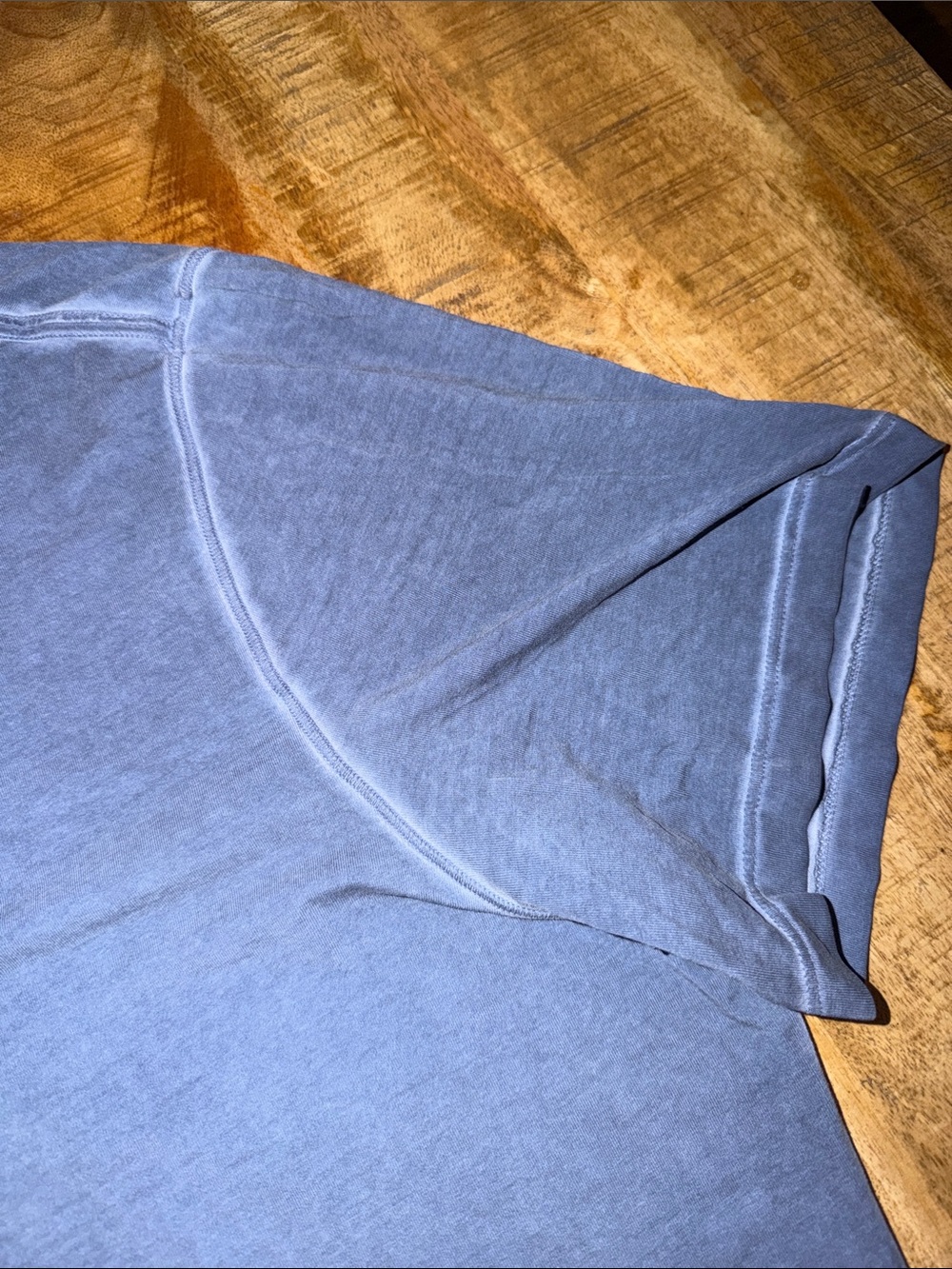 lululemon athletica Men's Short Sleeve V-Neck Tee - Slate Blue - Picture 3 of 4